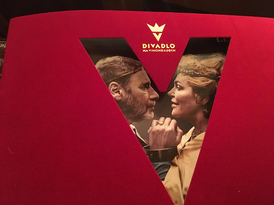 65DF5048-1B4E-415C-85AF-FBC82E80C915