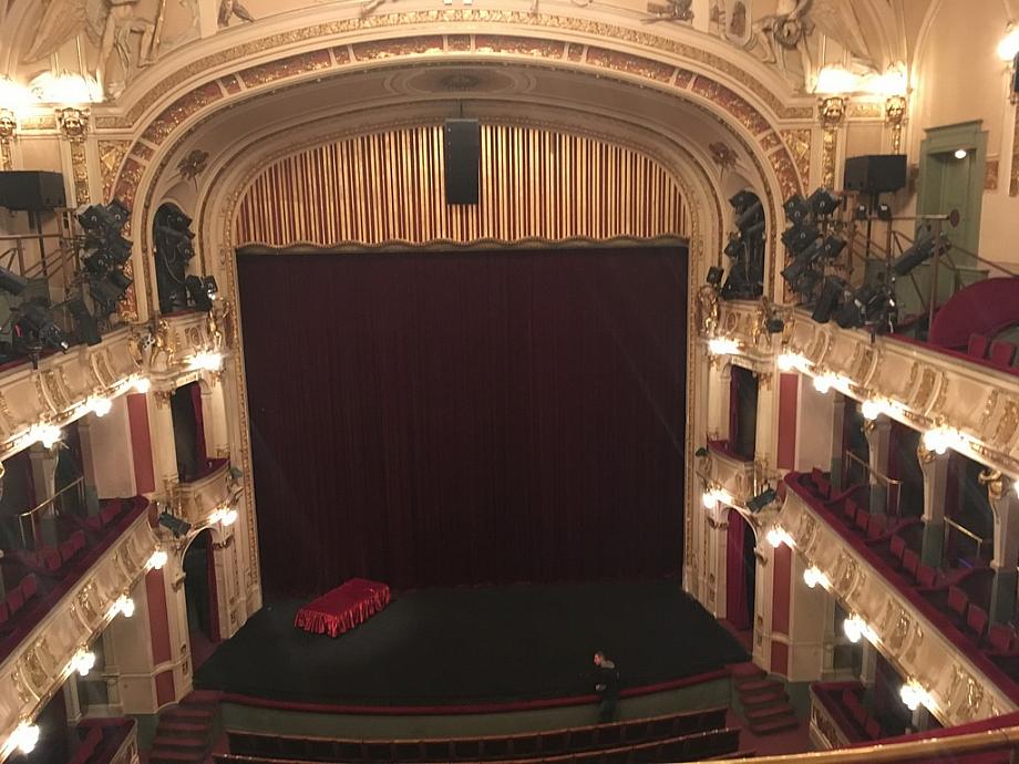 0D6638CC-2492-4383-9DB7-06835147D79C