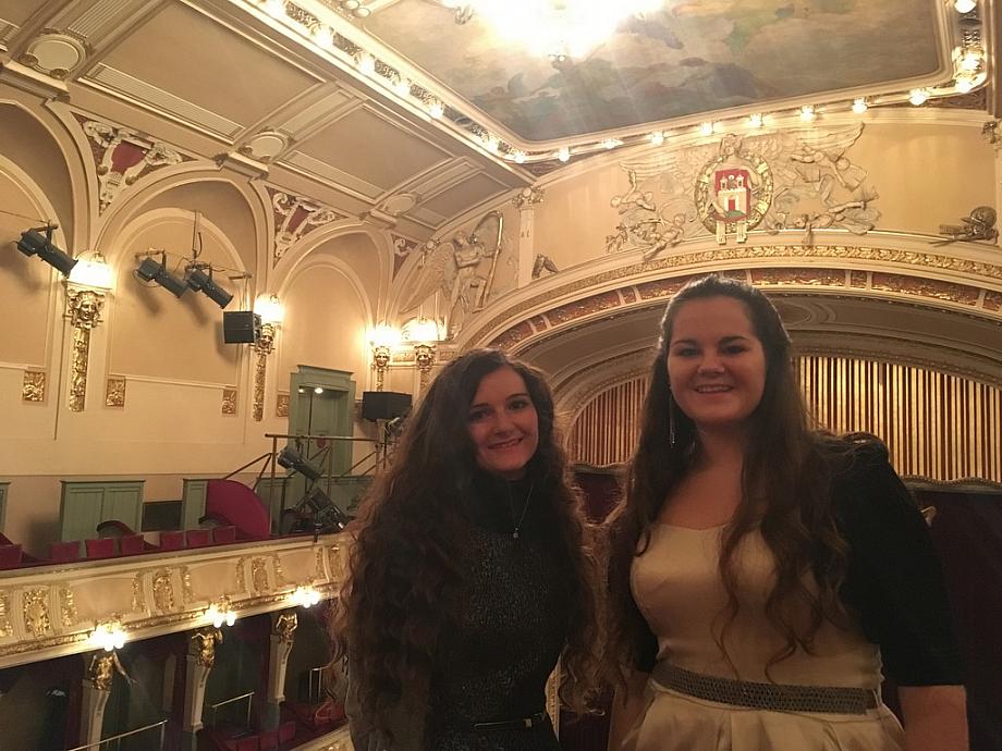 ED12ADF5-C853-4076-952A-C75D30EAACB2