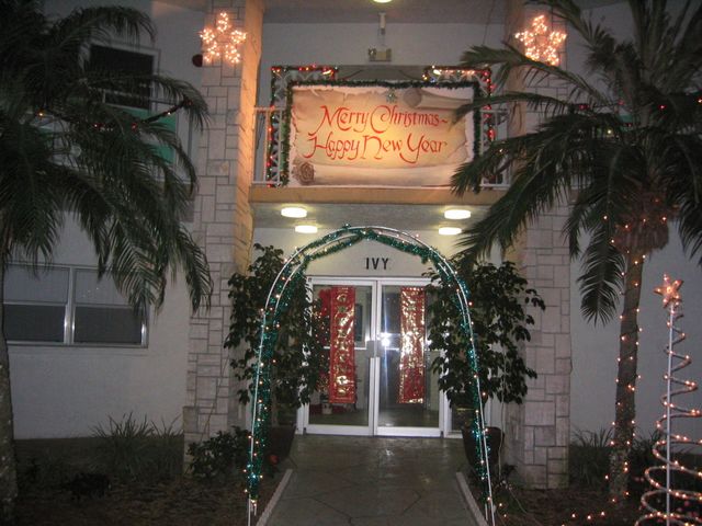 IMG_0197.JPG
Ivy Building Entrance
at 5725 80th St. N.