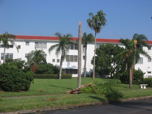 9-27-2004 IMG_2548.JPG