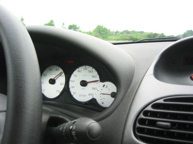 OUR CAR FOR 4 WEEKS, 2004 PEUGEOT 260SW AUTOBAHN - GOING SOUTH IMG_1821.JPG