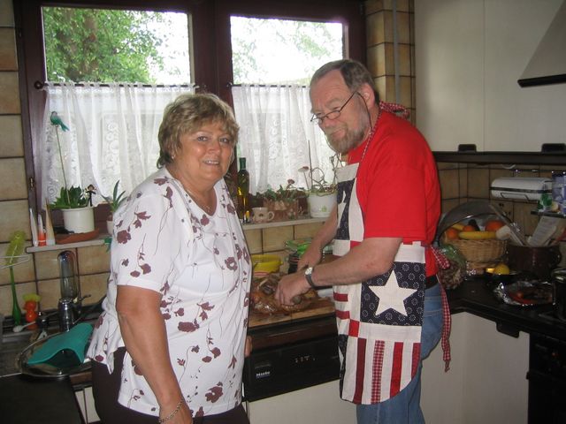 ZDENKA AND MALTE THE PARTY GIVERS IMG_1888.JPG