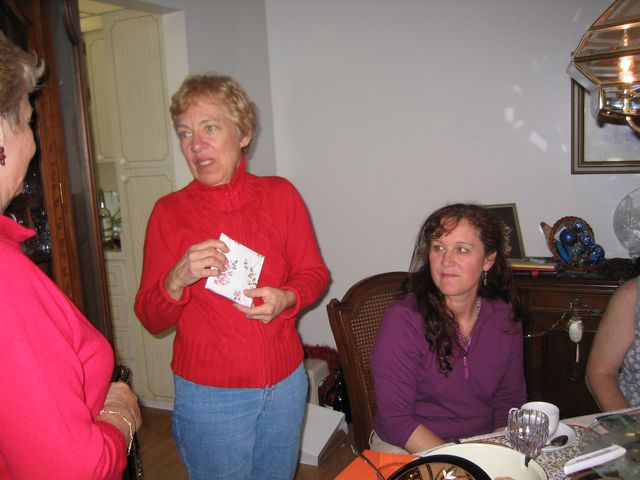 Cora's B-day Party, December 19, 2005 040.jpg