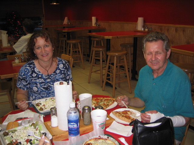 ENJOYING CHRIS' GREAT PIZZA IMG_3793.JPG