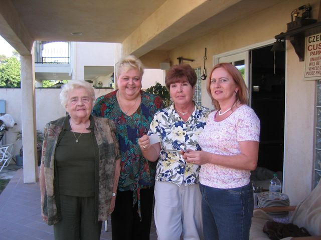 Party at the Benesovsky home IMG_4287.JPG