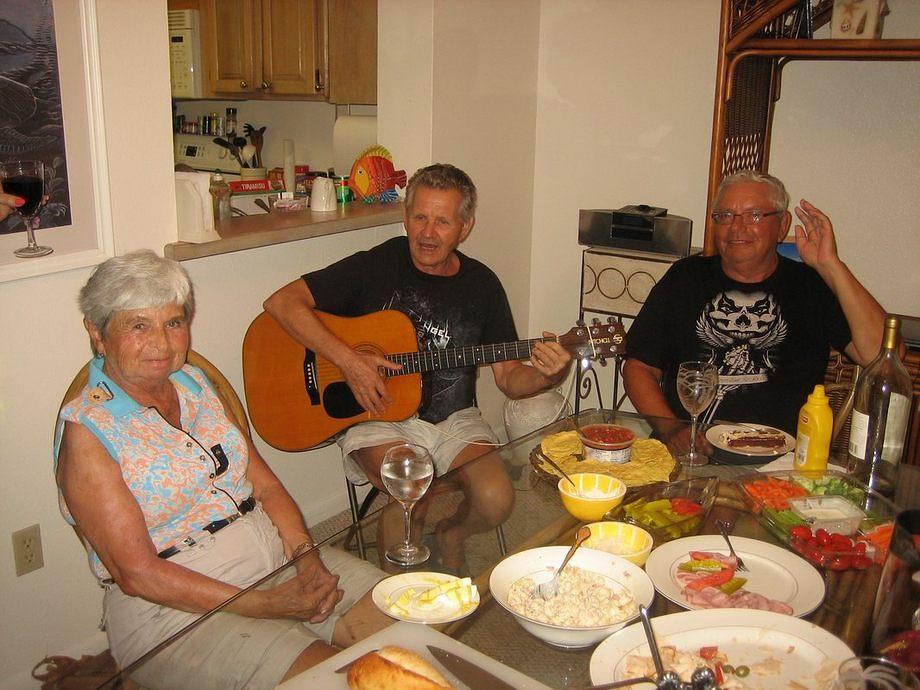 Oct 28  Good-Bye Party at the Breakers IMG 3603