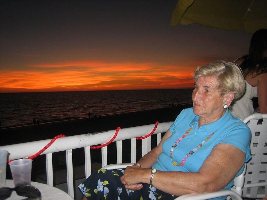 7/19/11 Beach Bar IMG 4002