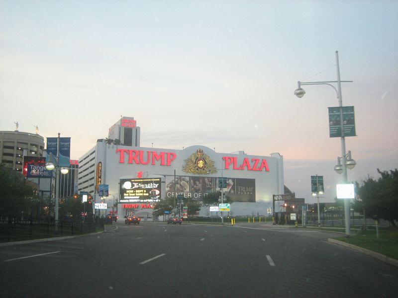 Trump plazaIMG 5759