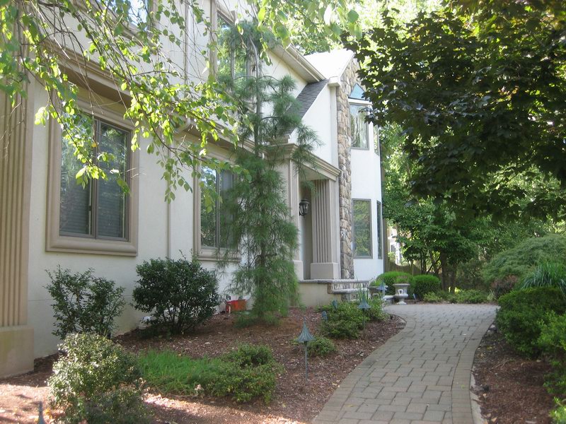 Krasny, velky dum, ale to potrebuje uklizecku!!! IMG 5793