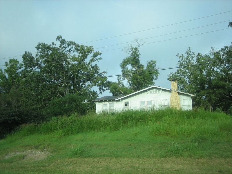 9 AM leaving motel in Jasper behind and going south east, heading to Florida IMG 6098