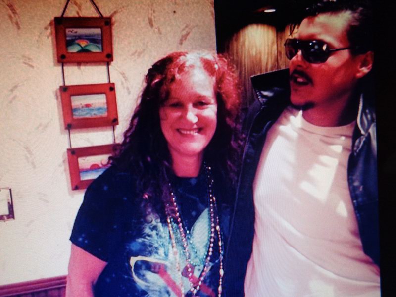 Joshua and mama on Halouwen ....Super Joshua.. DSC00287