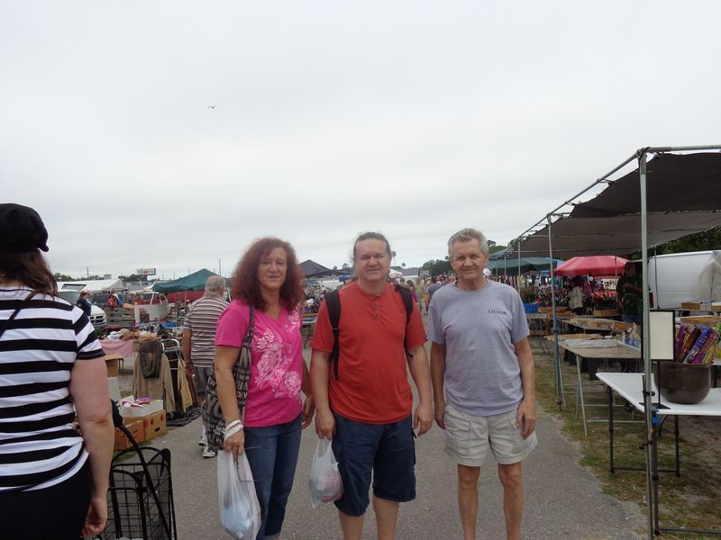 Flea Market DSC00567