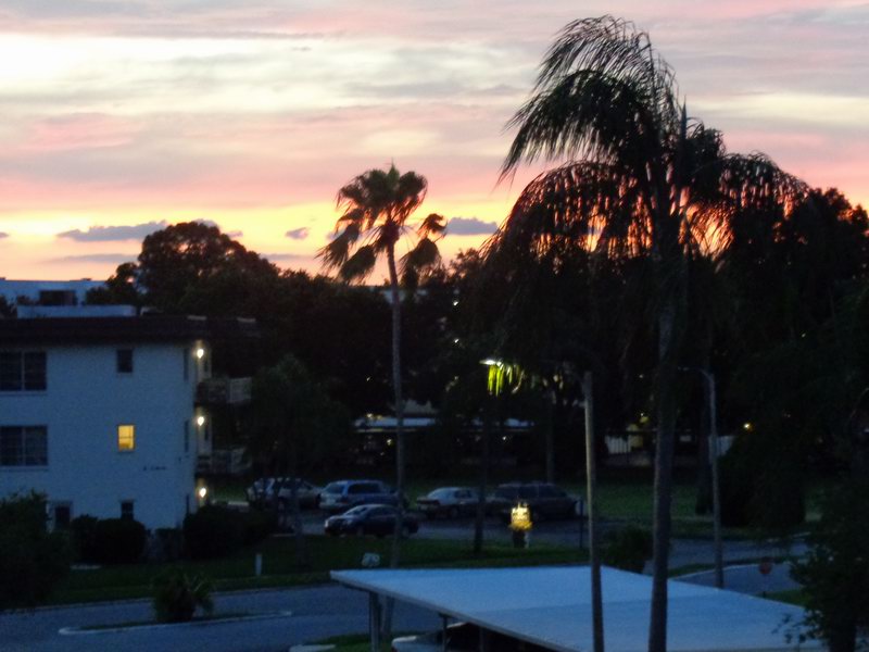 Zapad slunce z balkonu/Sunset from our balkony DSC00704