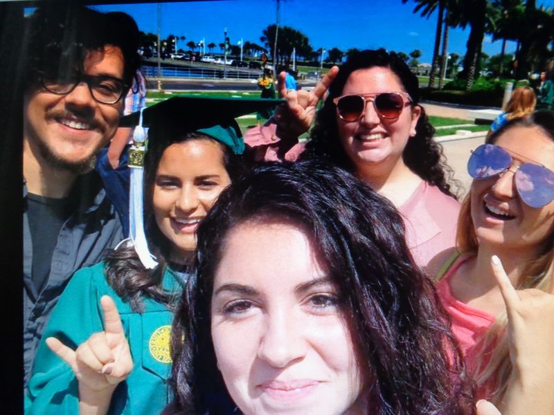 Amandas promoce..jeji 3 sestry. DSC07936