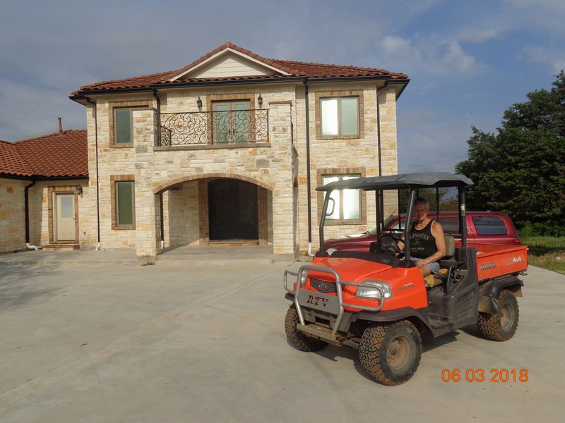 Having a wonderful 2 days here at Lojzik's place in Stephenville, TX DSC08898