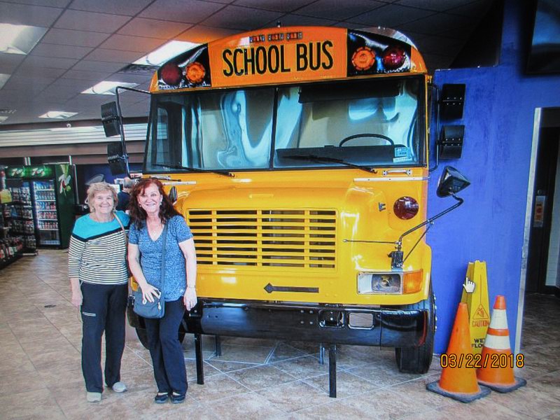 Restaurace ""Skolni autobus"",ha,ha  IMG 0131