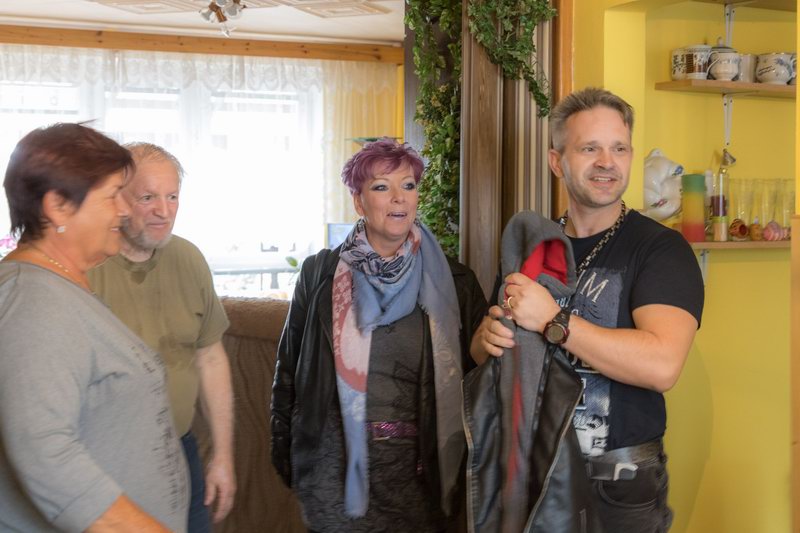 a prisel na navstevu Tonika syn s pritelkyni...  20191003115708 5324