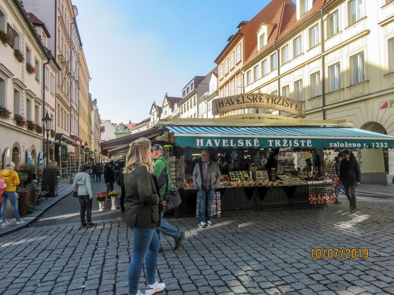 Havelske trziste, kdysi Kotce,nejlevnejsi veci,,,dnes jen pro turisty..20191007120440 6319