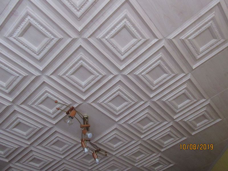 Krasny strop, moc hezky...20191008134930 6358