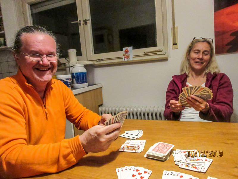 a doma hajeme karty...Nehren, Germany    Oct 13. 2019