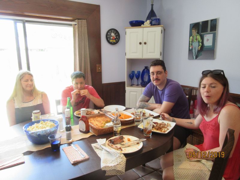 Slavime den matek u Hany..  IMG 0203