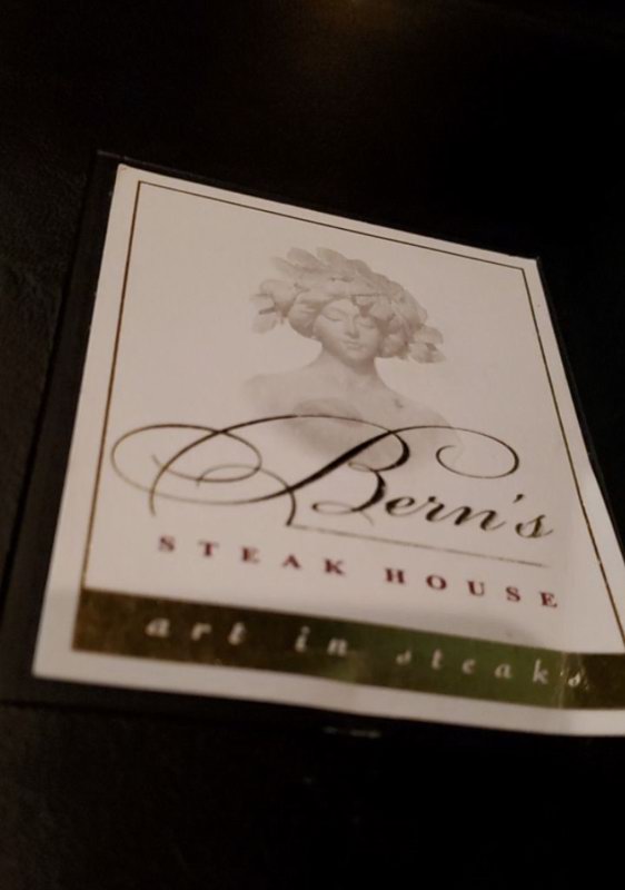 Chris',Josh's and Hana's present to Gina's Birthday/Dar k narozeninam Jirinky od Chrise, Joshe a Hanky