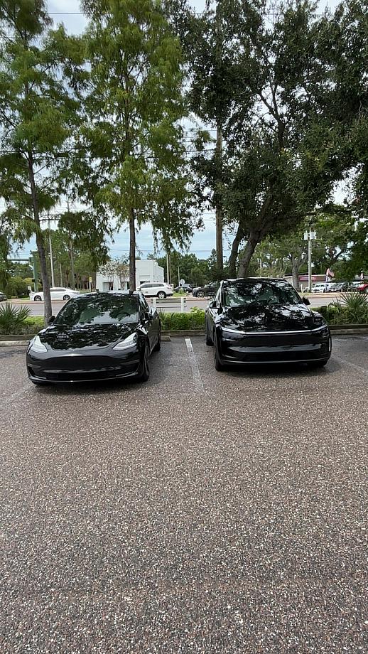 Hana's car left, Chris' car right