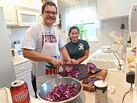 Skola vareni :::Joshua a Amada  u babicky .DSC07994