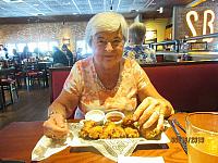 Bozenka ma narozeniny, pozvala nas do bezva restaurace v Clearwater... IMG 0212