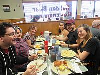 Branch , snidane u""" Zlatych medvidku"""IMG 0081